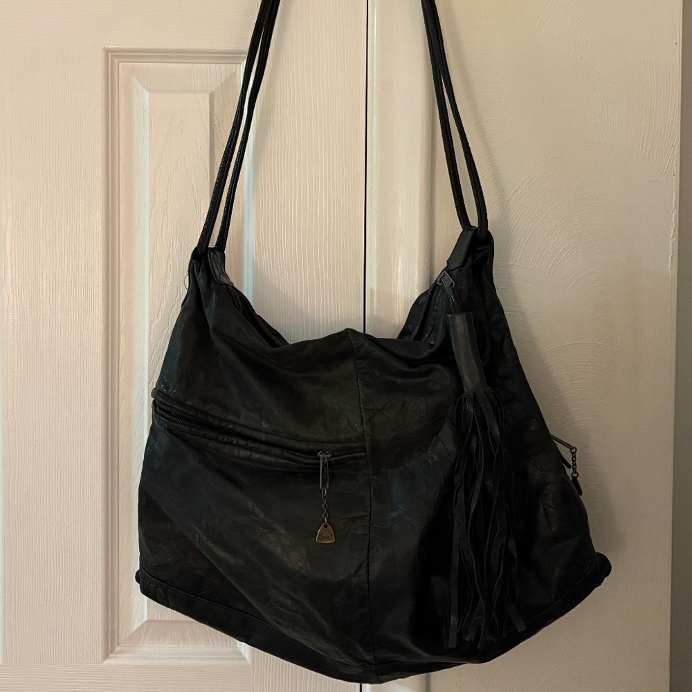 Brio VTG / 80s Black Shoulder Hobo Bag with Tassels